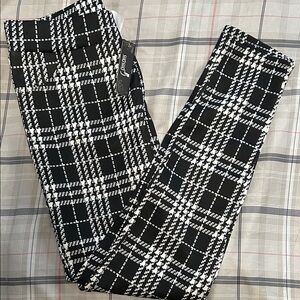 Shosho Black and White Plaid Leggings